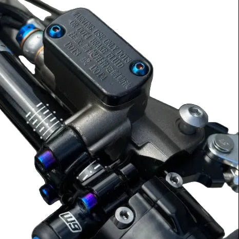 Ultra/Moto brake resovoir titanium(2pc)